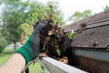 Gutter Cleaning in Conley by Vamp Building Maintenance of Atlanta